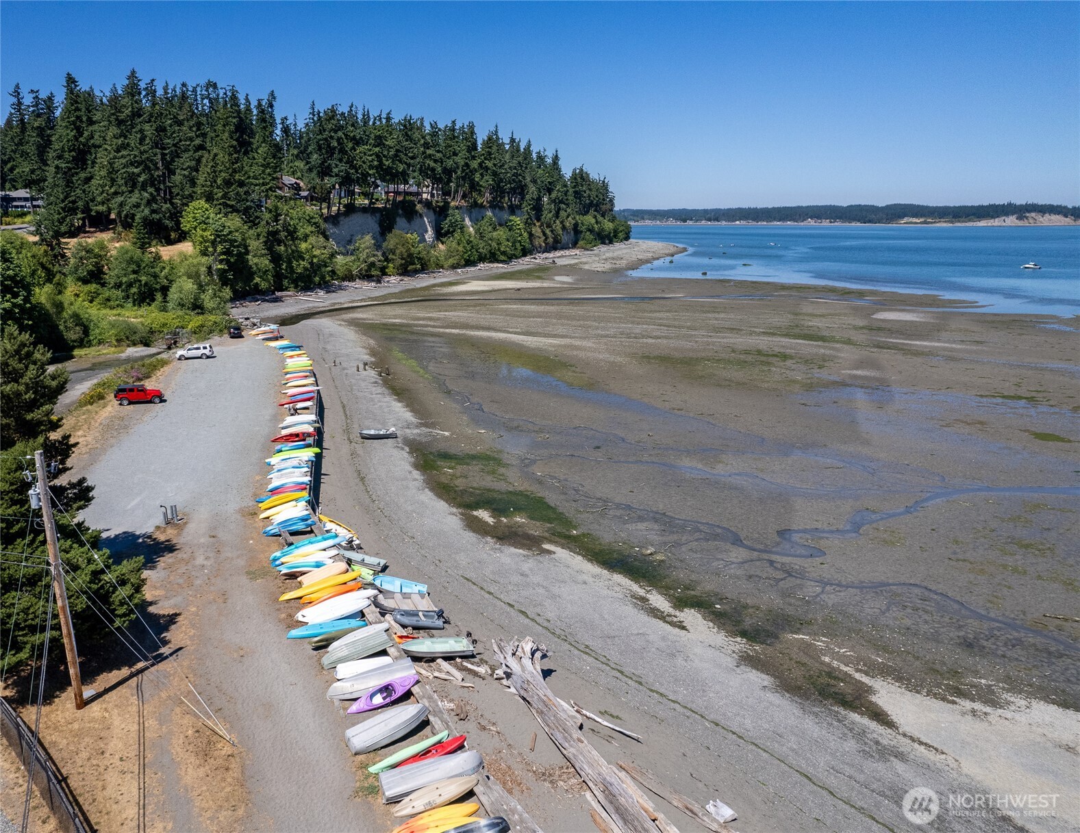 1462 SE Camano Drive , Camano Island, WA 98282