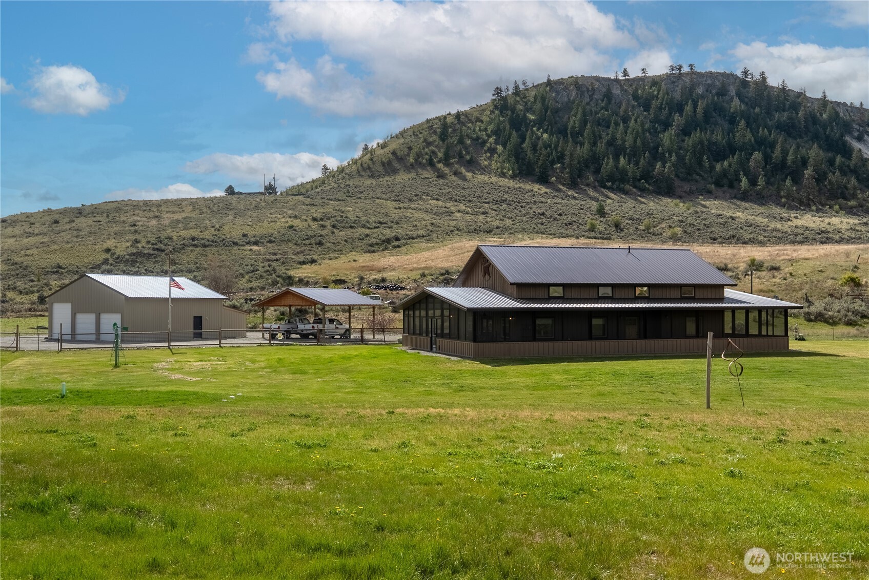 30 Horizon Dr , Tonasket, WA 98855