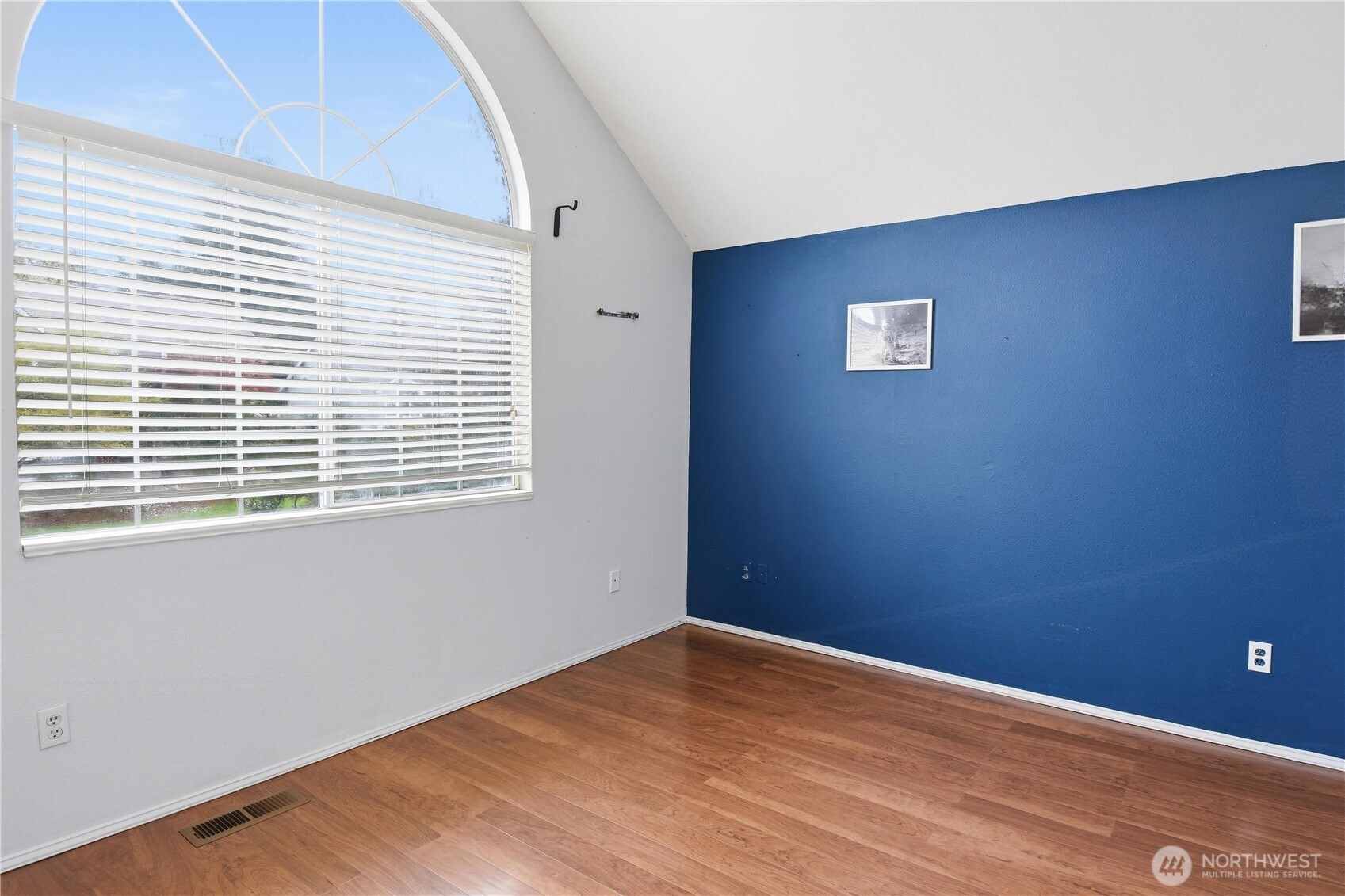 21049 103rd Ave SE , Kent, WA 98031