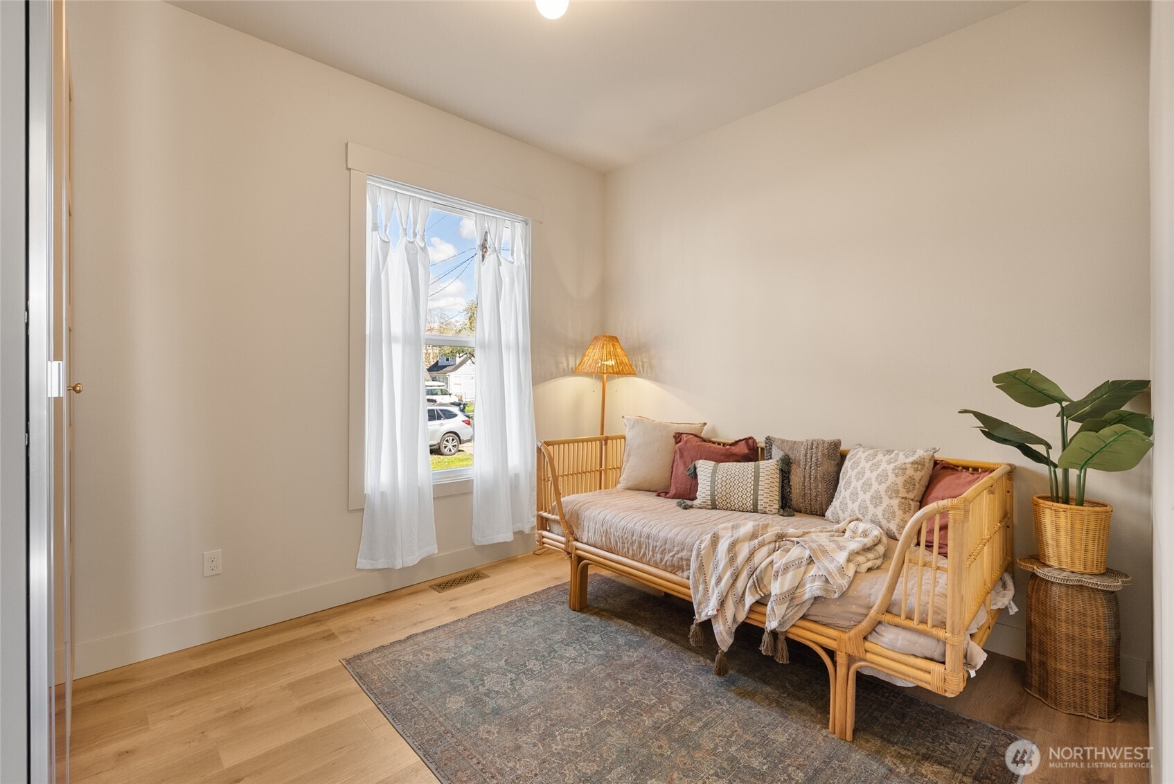 2106 Young Street , Bellingham, WA 98225