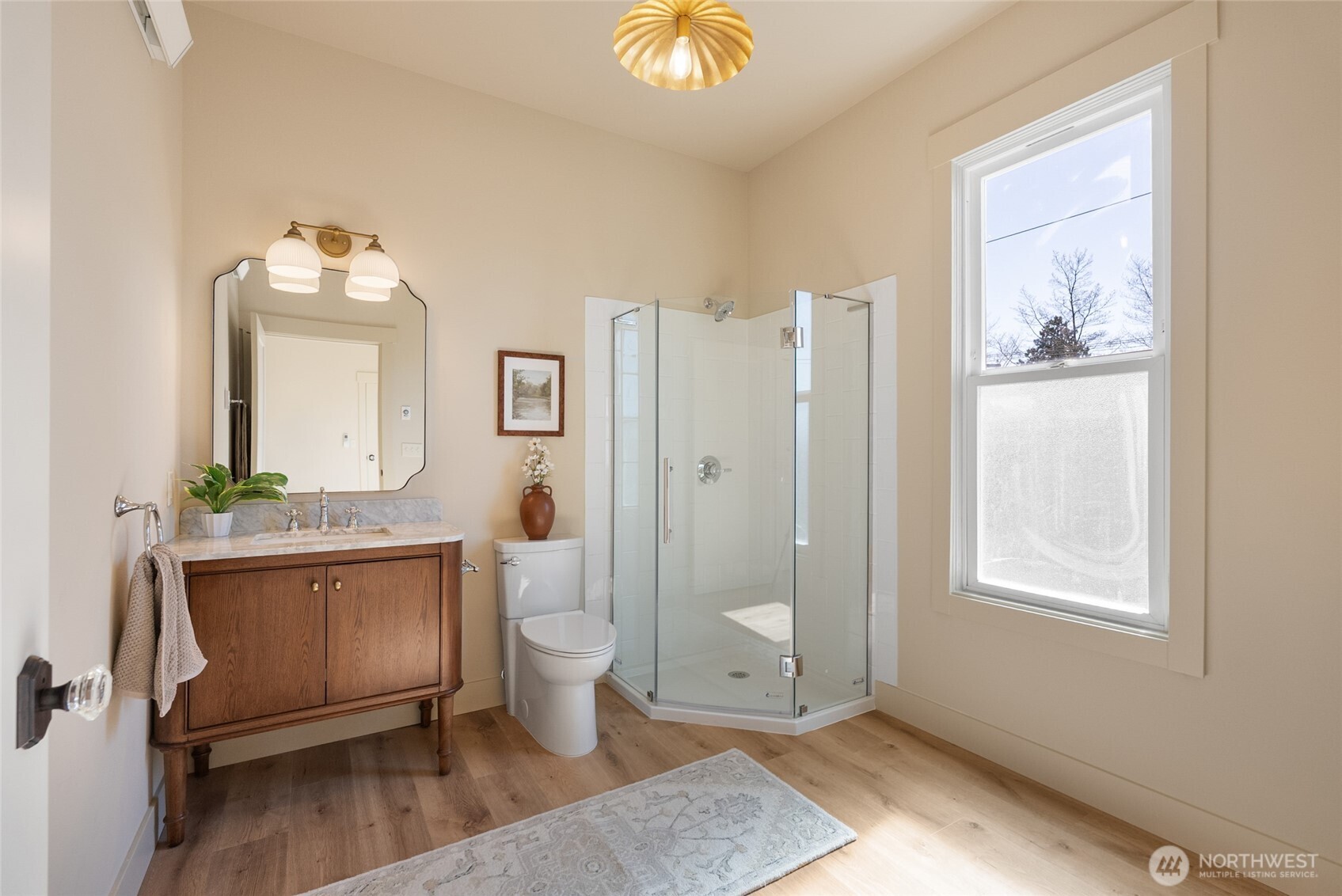 2106 Young Street , Bellingham, WA 98225