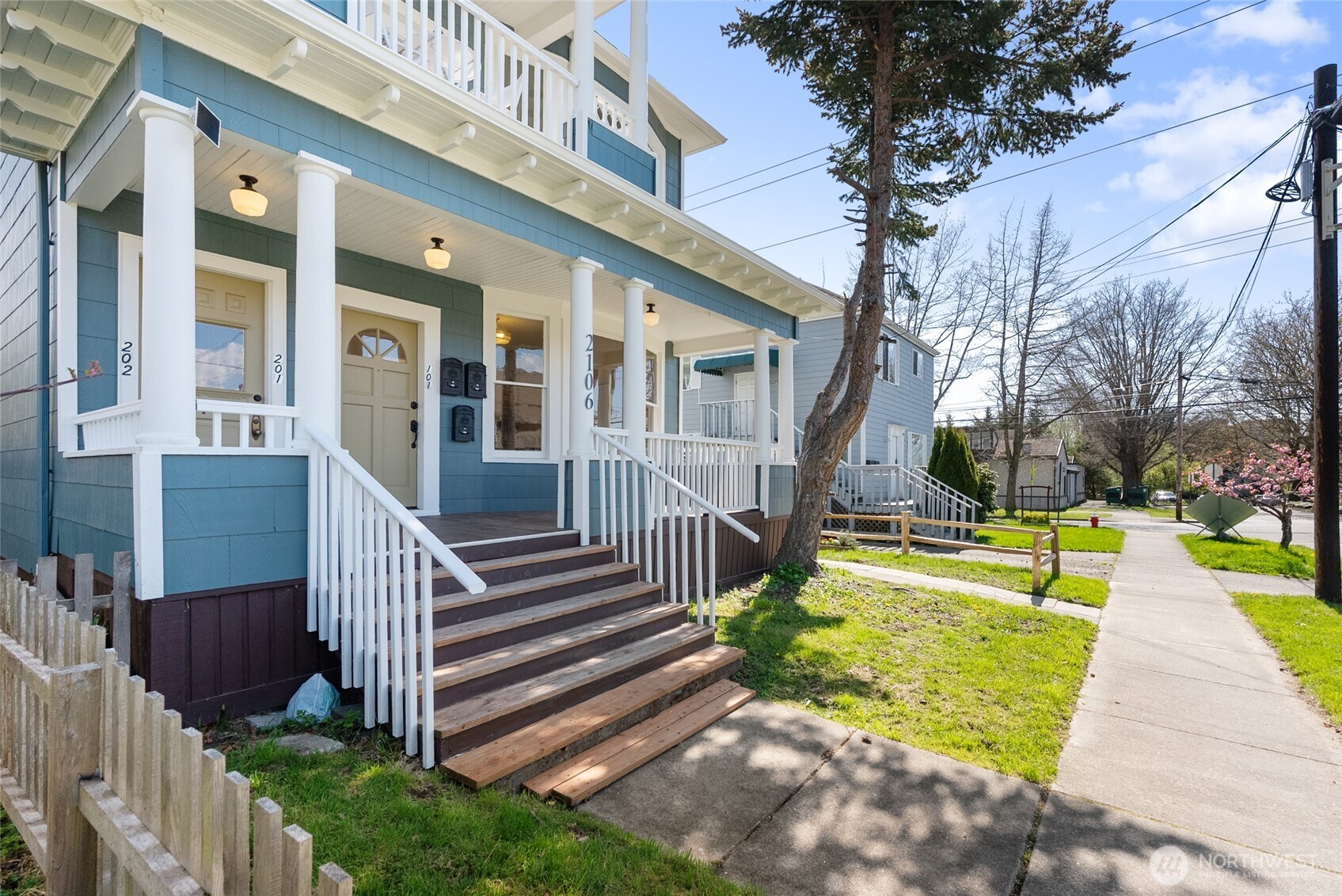 2106 Young Street , Bellingham, WA 98225
