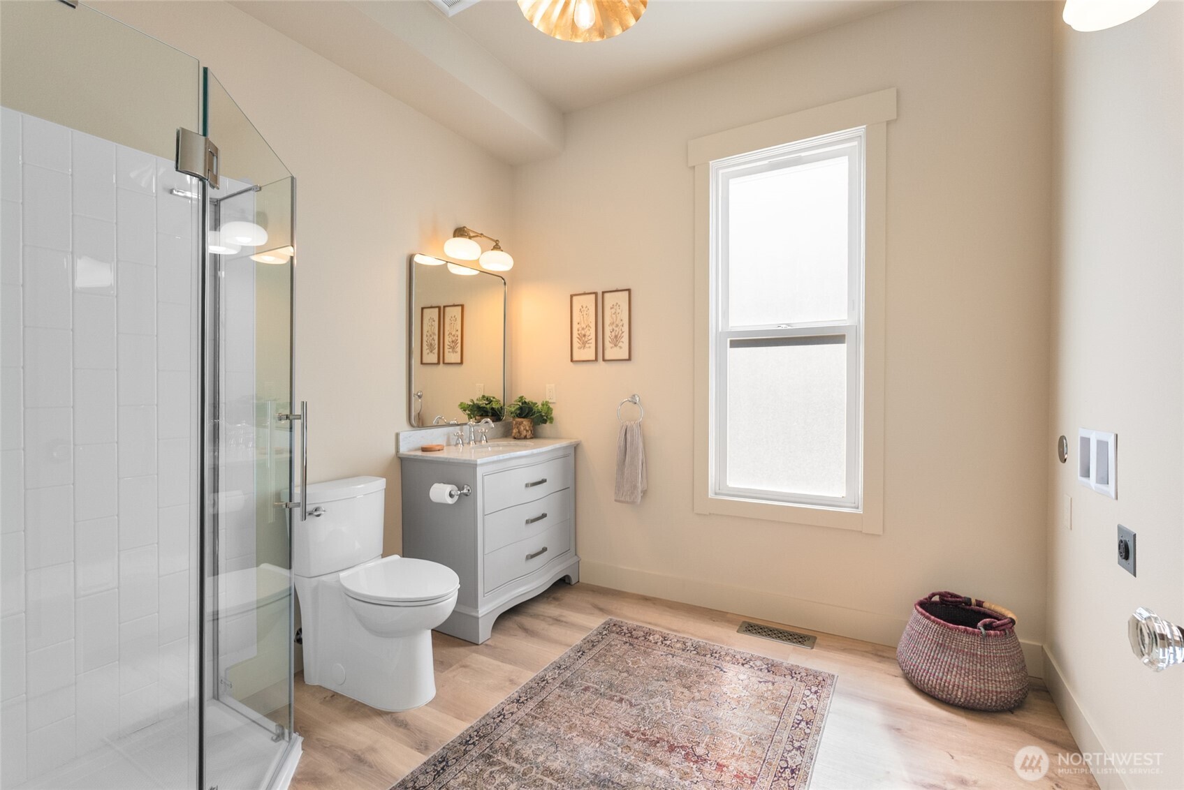 2106 Young Street , Bellingham, WA 98225