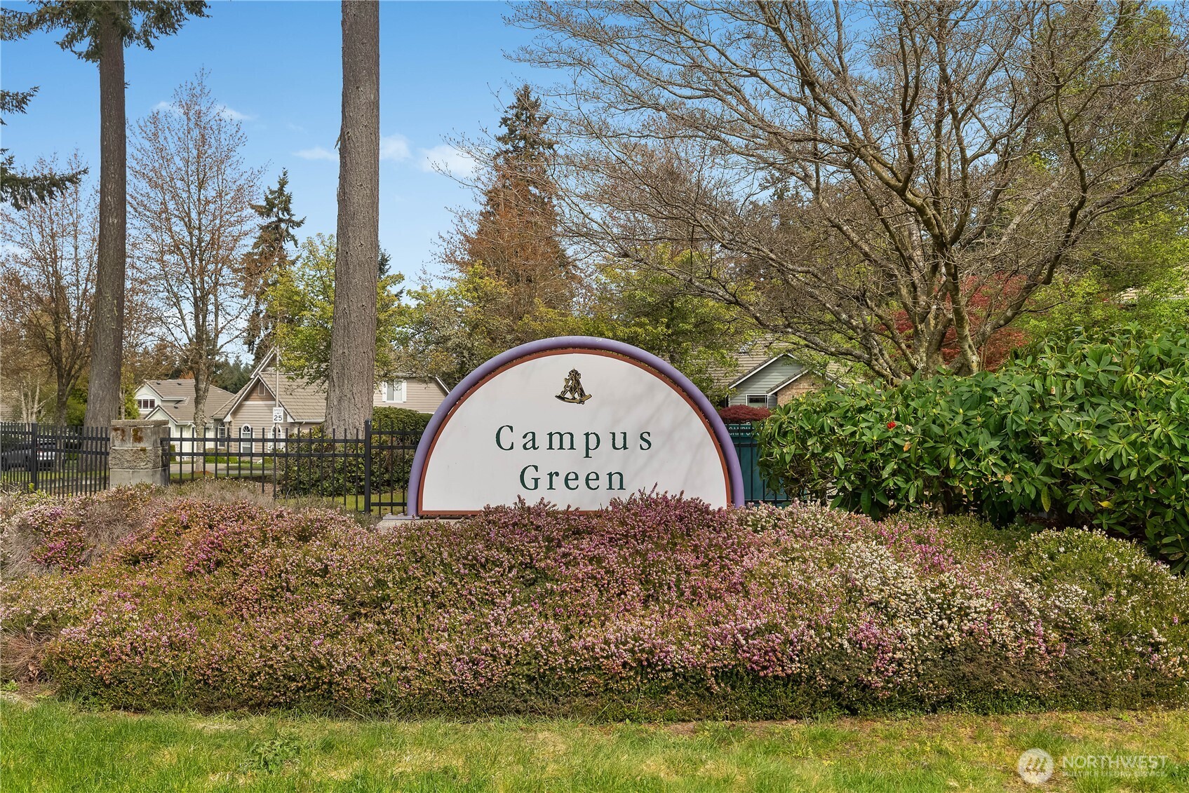 4036 Campus Green Drive NE, Lacey, WA 98516