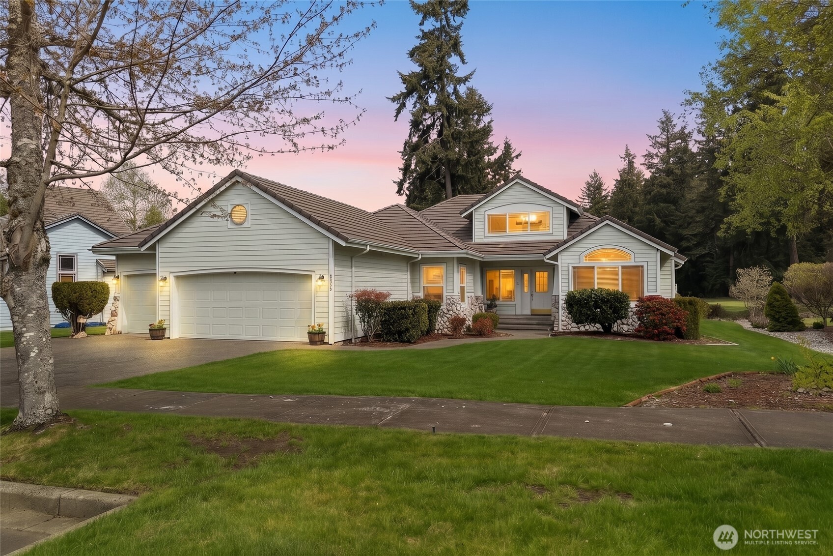 4036 Campus Green Drive NE, Lacey, WA 98516