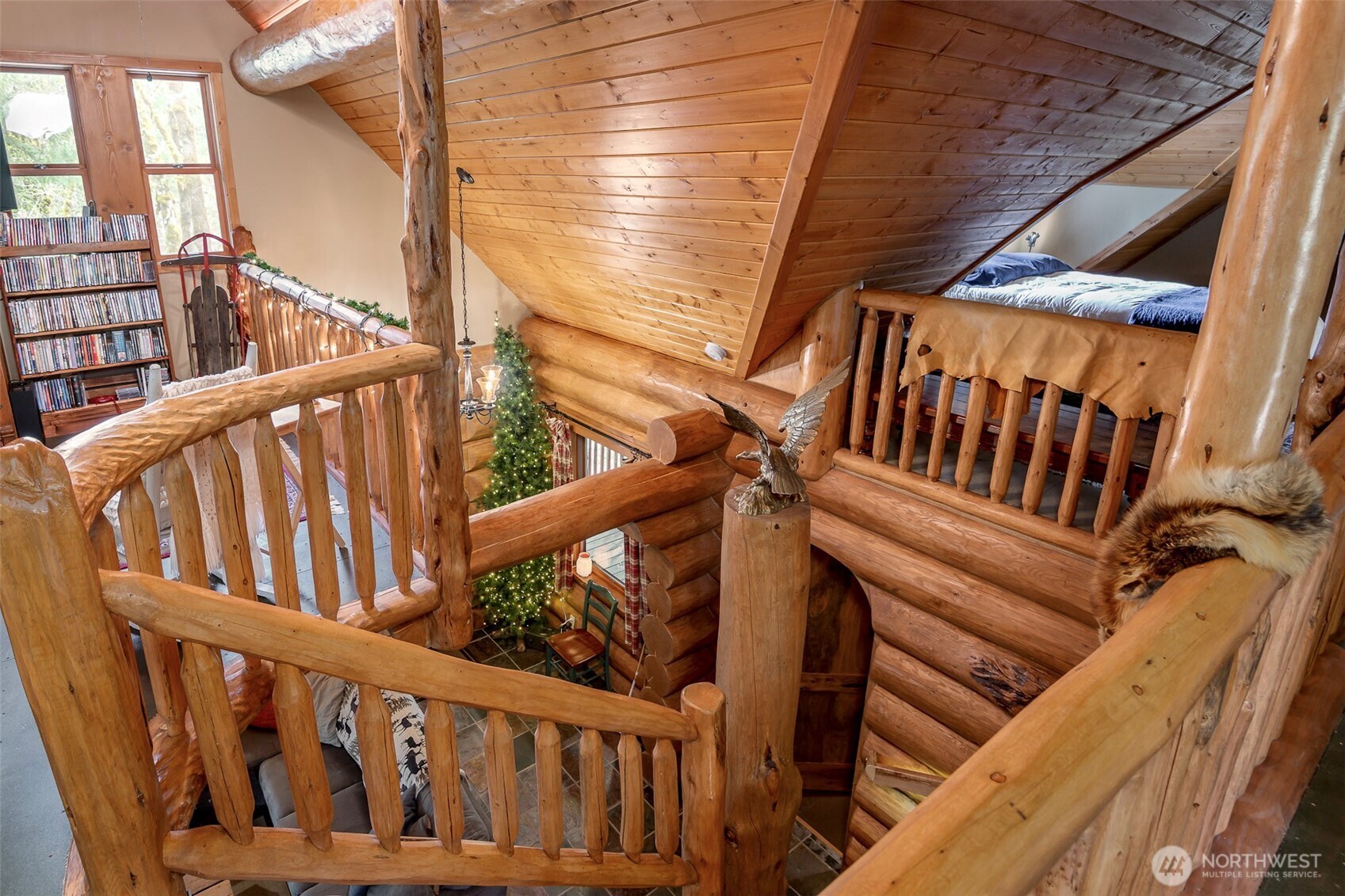107 Goat Rocks Drive , Packwood, WA 98361