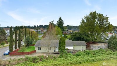 320 S 4th Street , Elma, WA 98541