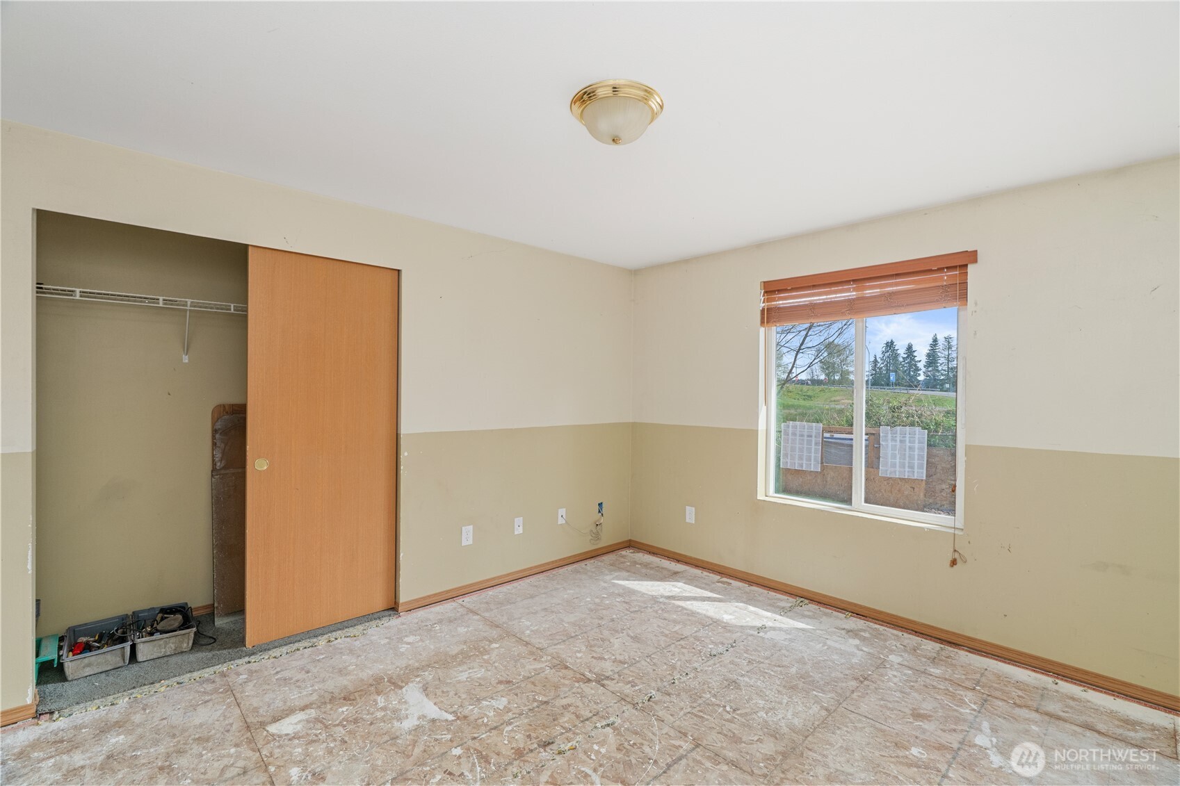 320 S 4th Street , Elma, WA 98541