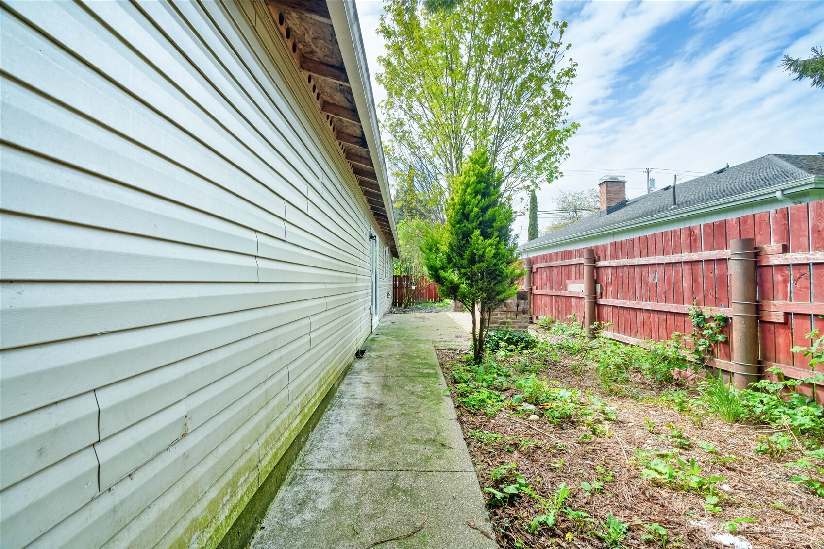 320 S 4th Street , Elma, WA 98541