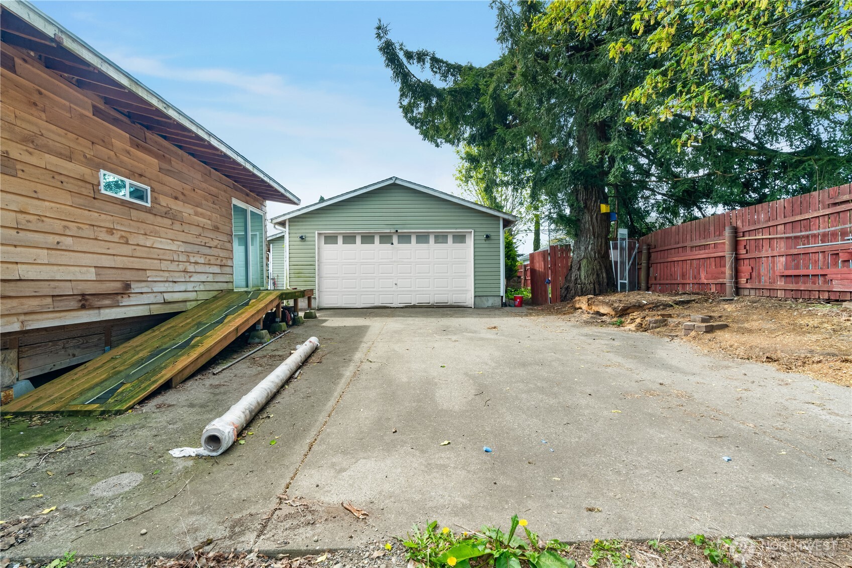 320 S 4th Street , Elma, WA 98541