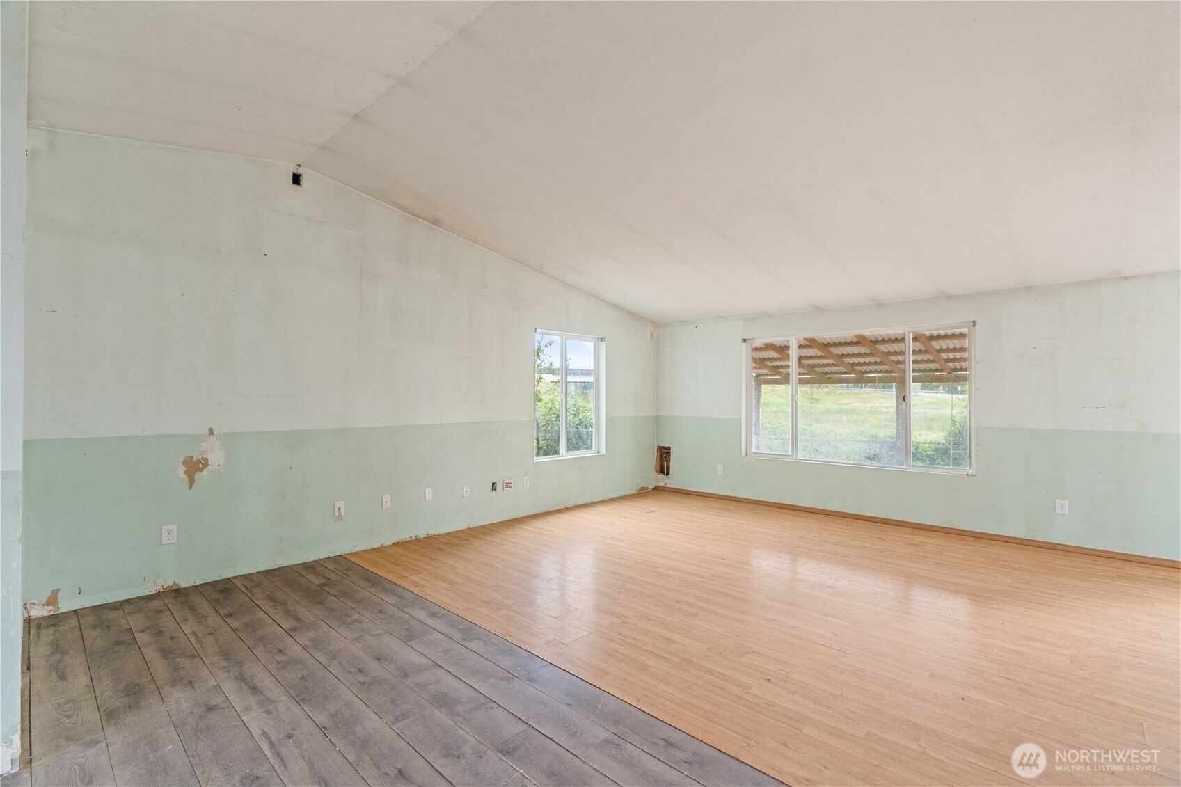 320 S 4th Street , Elma, WA 98541
