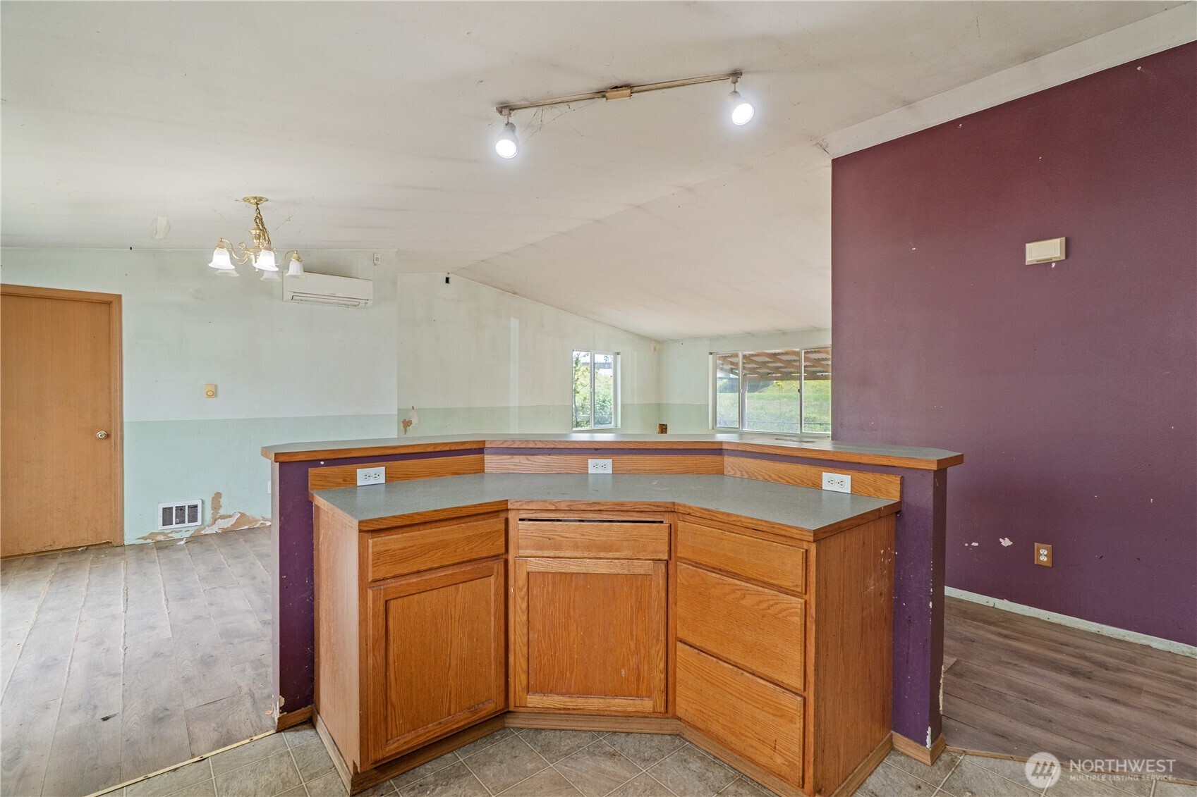 320 S 4th Street , Elma, WA 98541