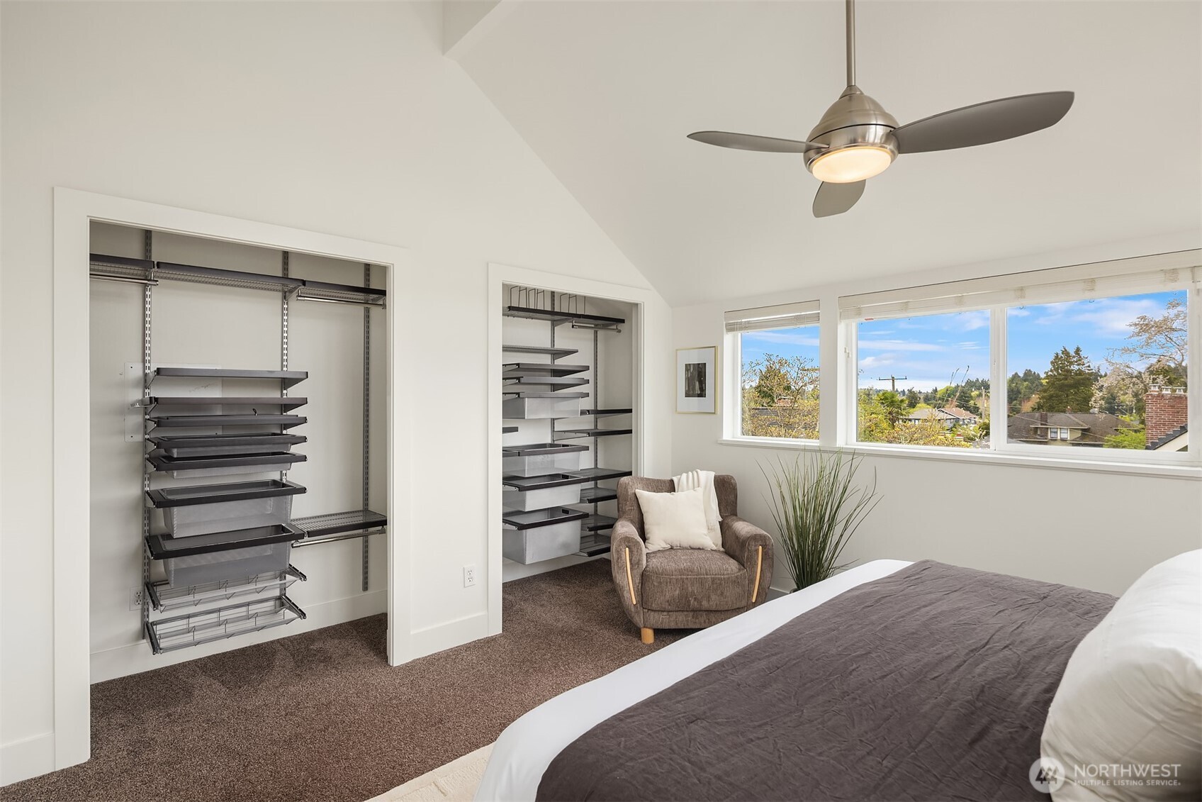 751 N 71st Street , Seattle, WA 98103
