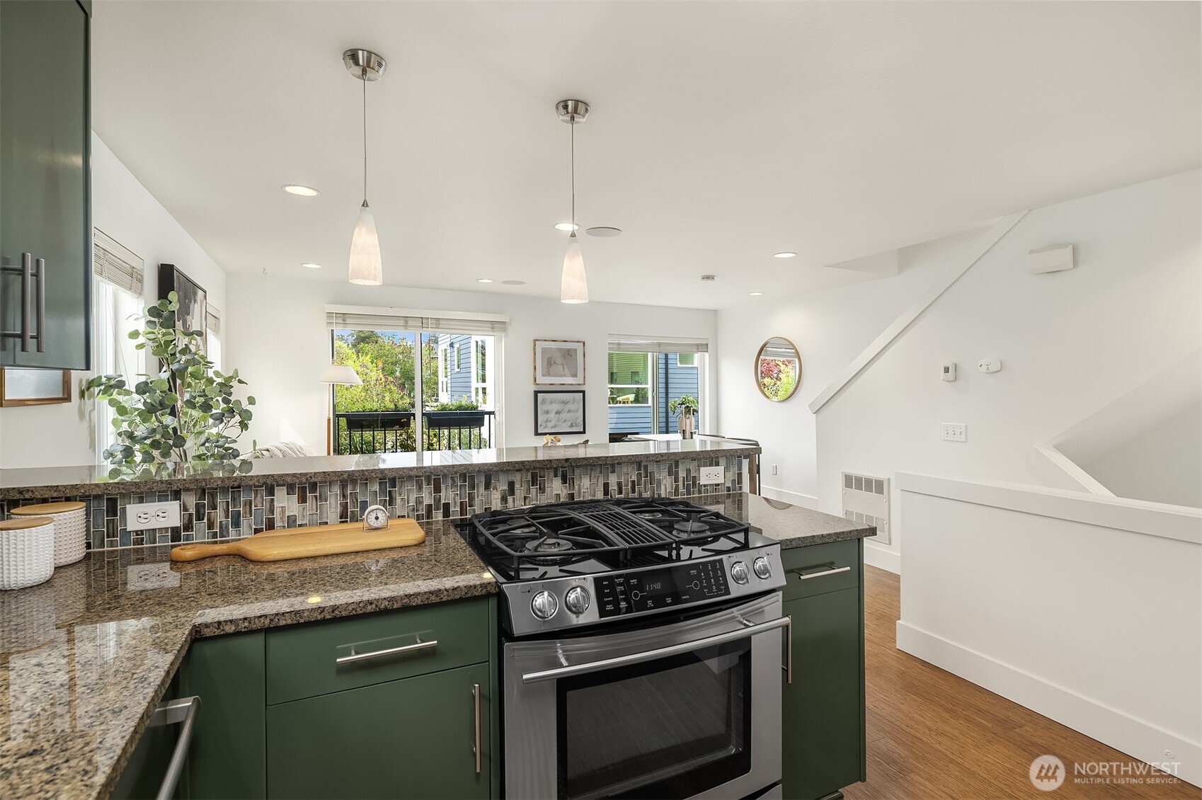 751 N 71st Street , Seattle, WA 98103