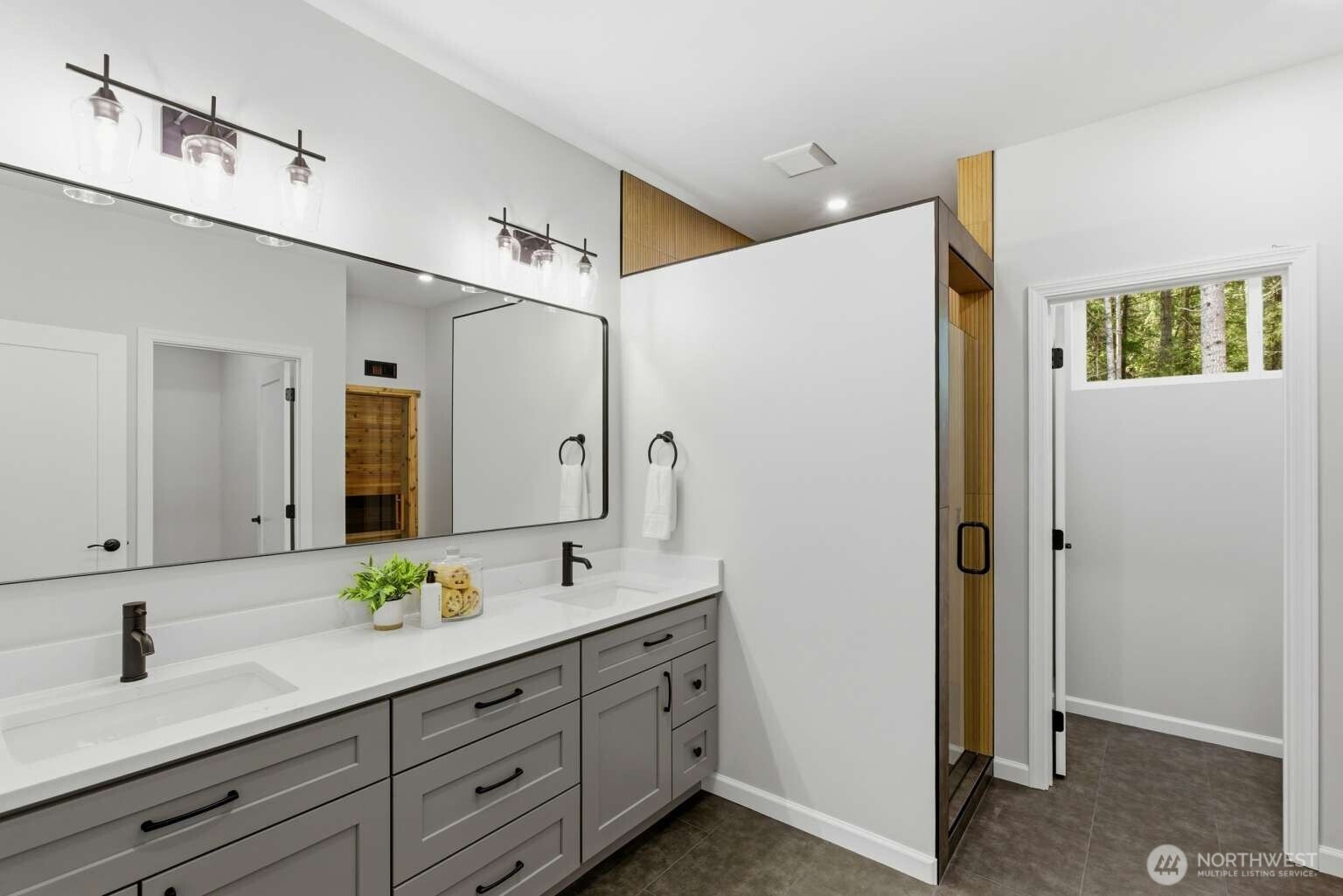 7993 Roundup Lane NW, Silverdale, WA 98383