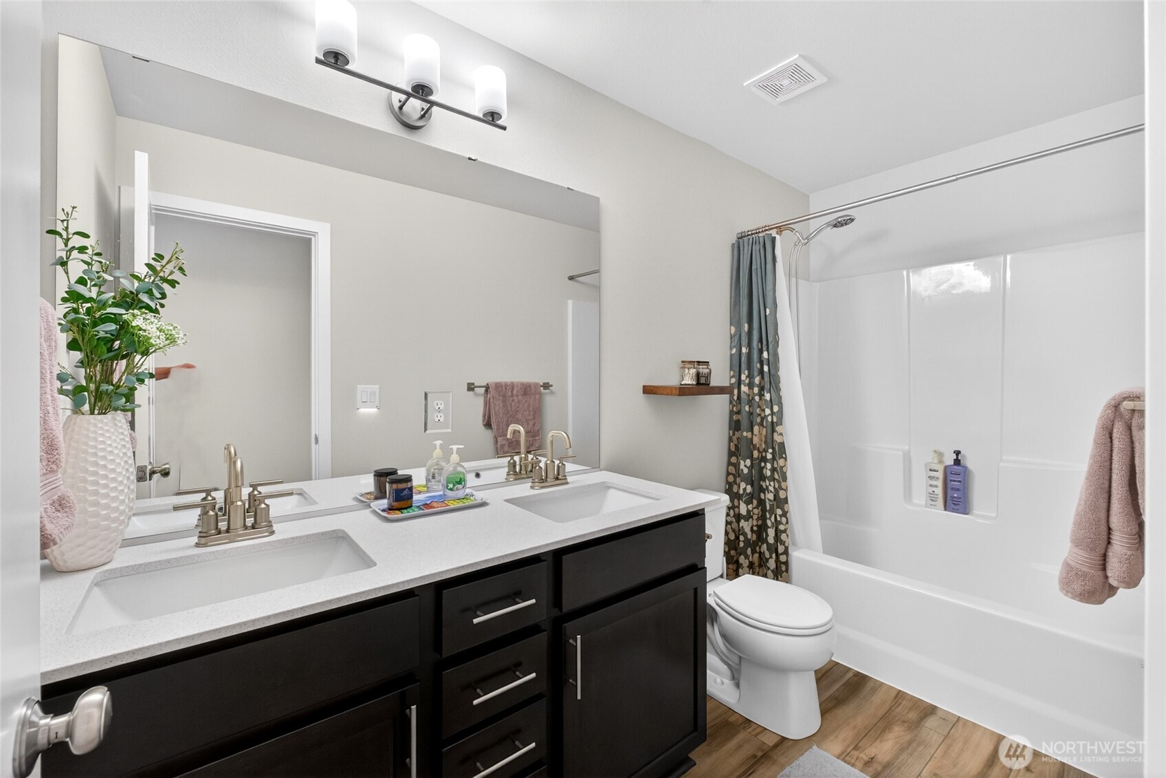 13415 183rd St East , Puyallup, WA 98374