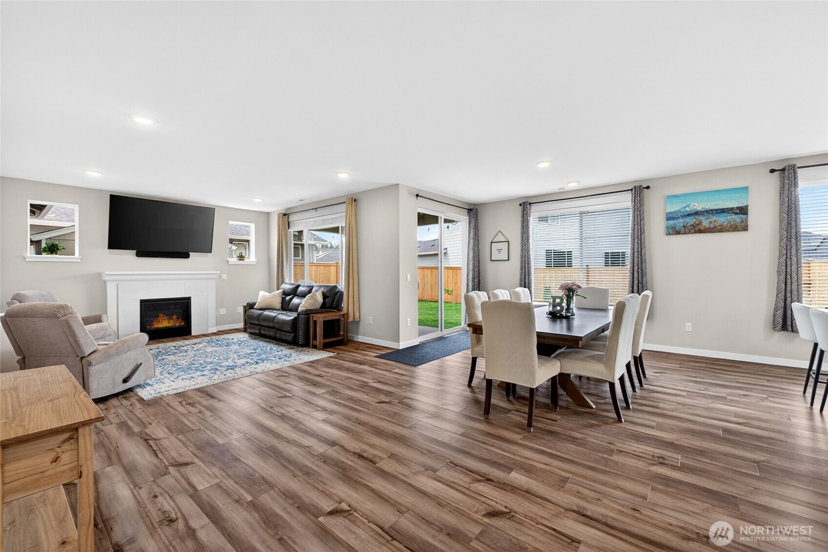 13415 183rd St East , Puyallup, WA 98374