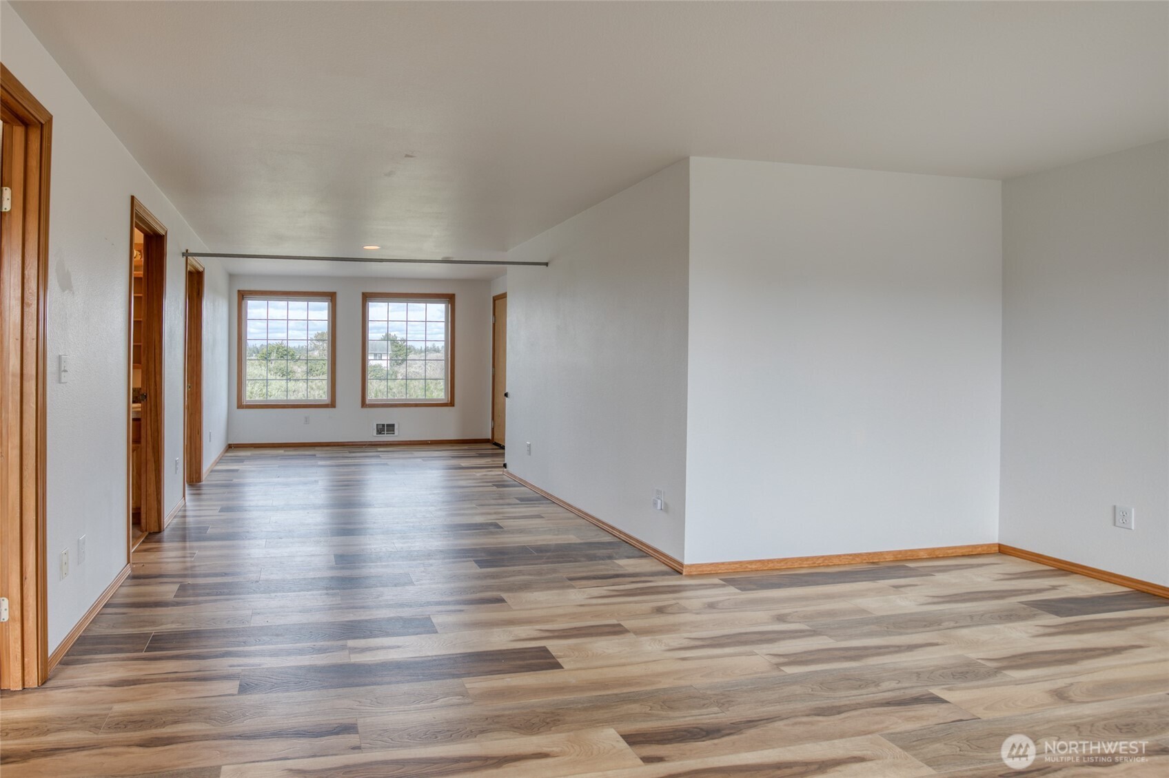 171 Marine View Drive SE, Ocean Shores, WA 98569