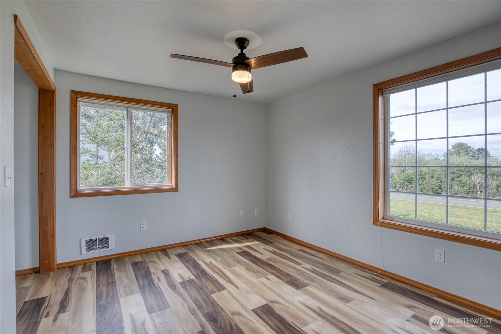 171 Marine View Drive SE, Ocean Shores, WA 98569