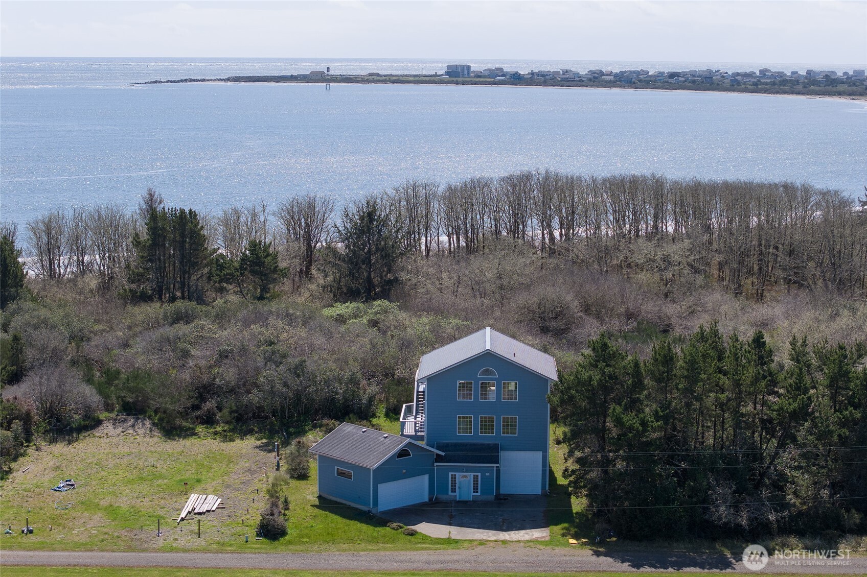 171 Marine View Drive SE, Ocean Shores, WA 98569