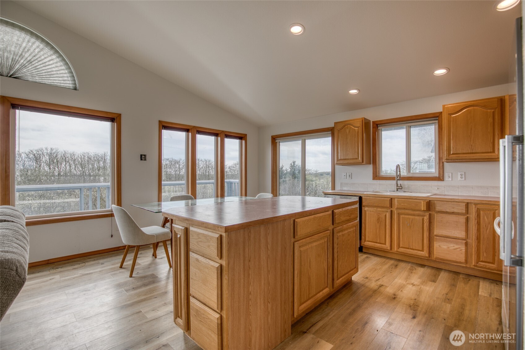 171 Marine View Drive SE, Ocean Shores, WA 98569