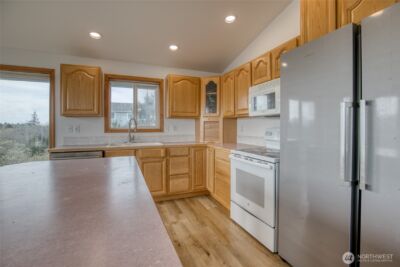 171 Marine View Drive SE, Ocean Shores, WA 98569 - Photo 9