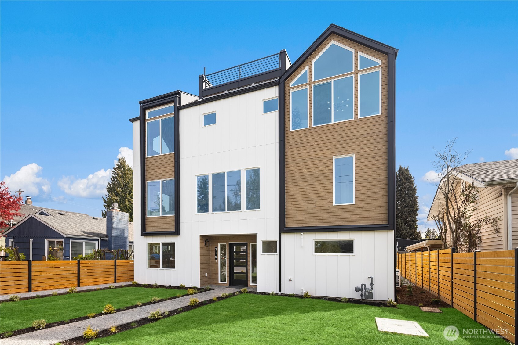 319 NW 87th Street , Seattle, WA 98117
