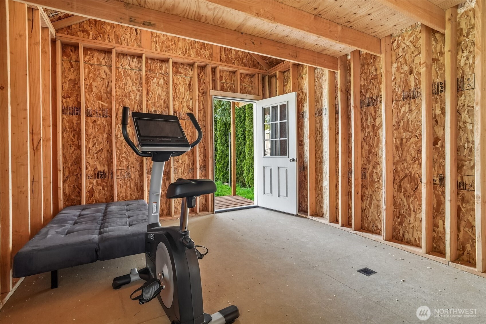 16804 SE 128th Street , Renton, WA 98059