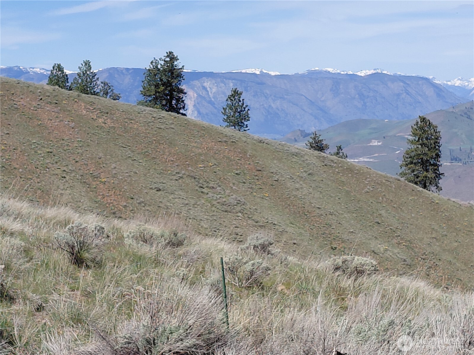 272 Mountain Spring Road , Orondo, WA 98843