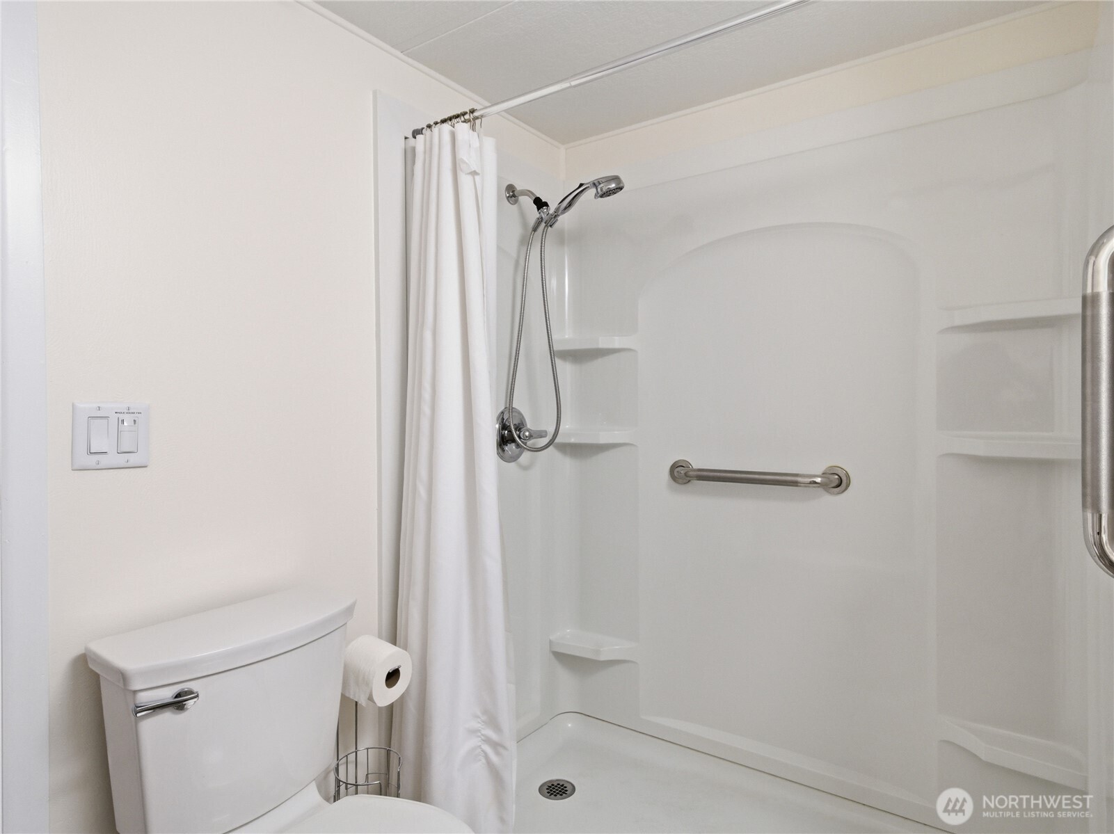 22602 115th Place SE, Kent, WA 98031