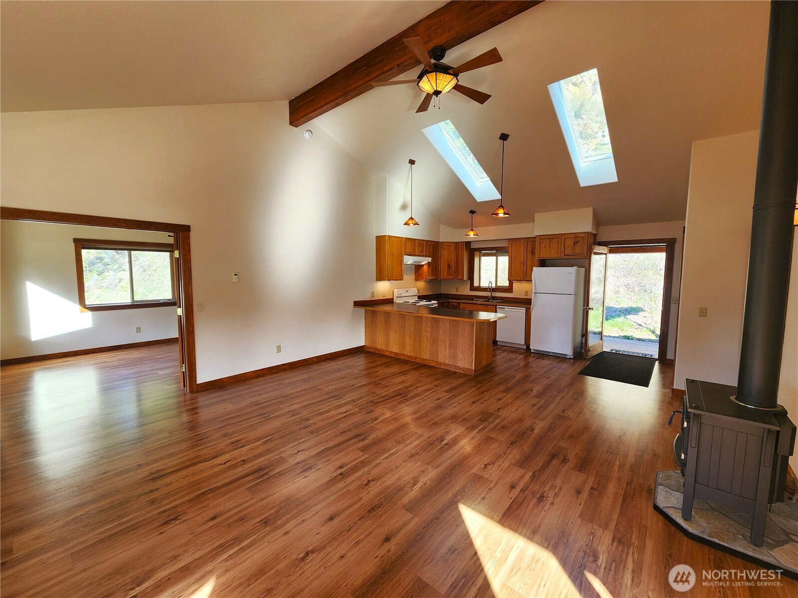 60 E Wannacut Lane , Oroville, WA 98844