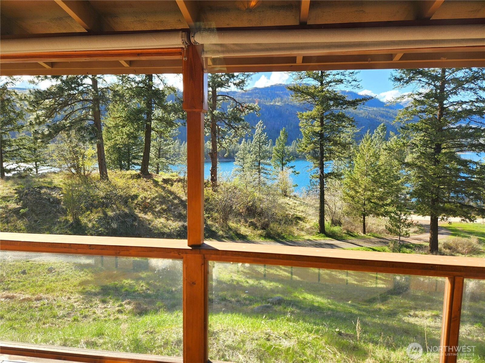 60 E Wannacut Lane , Oroville, WA 98844