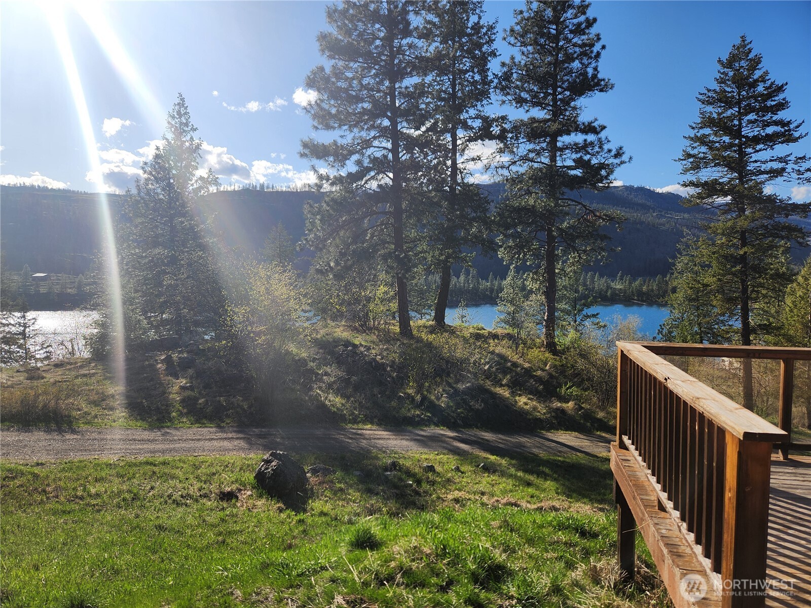 60 E Wannacut Lane , Oroville, WA 98844