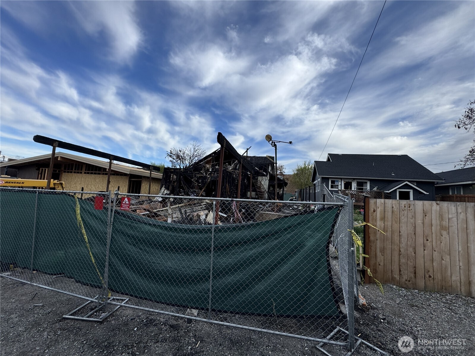 418 E Woodin Avenue , Chelan, WA 98816