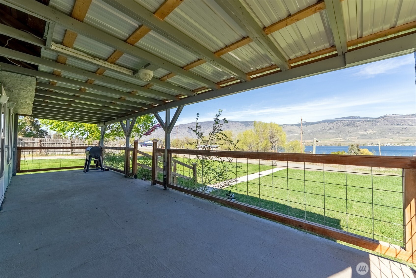 6 Salam Lane , Oroville, WA 98844