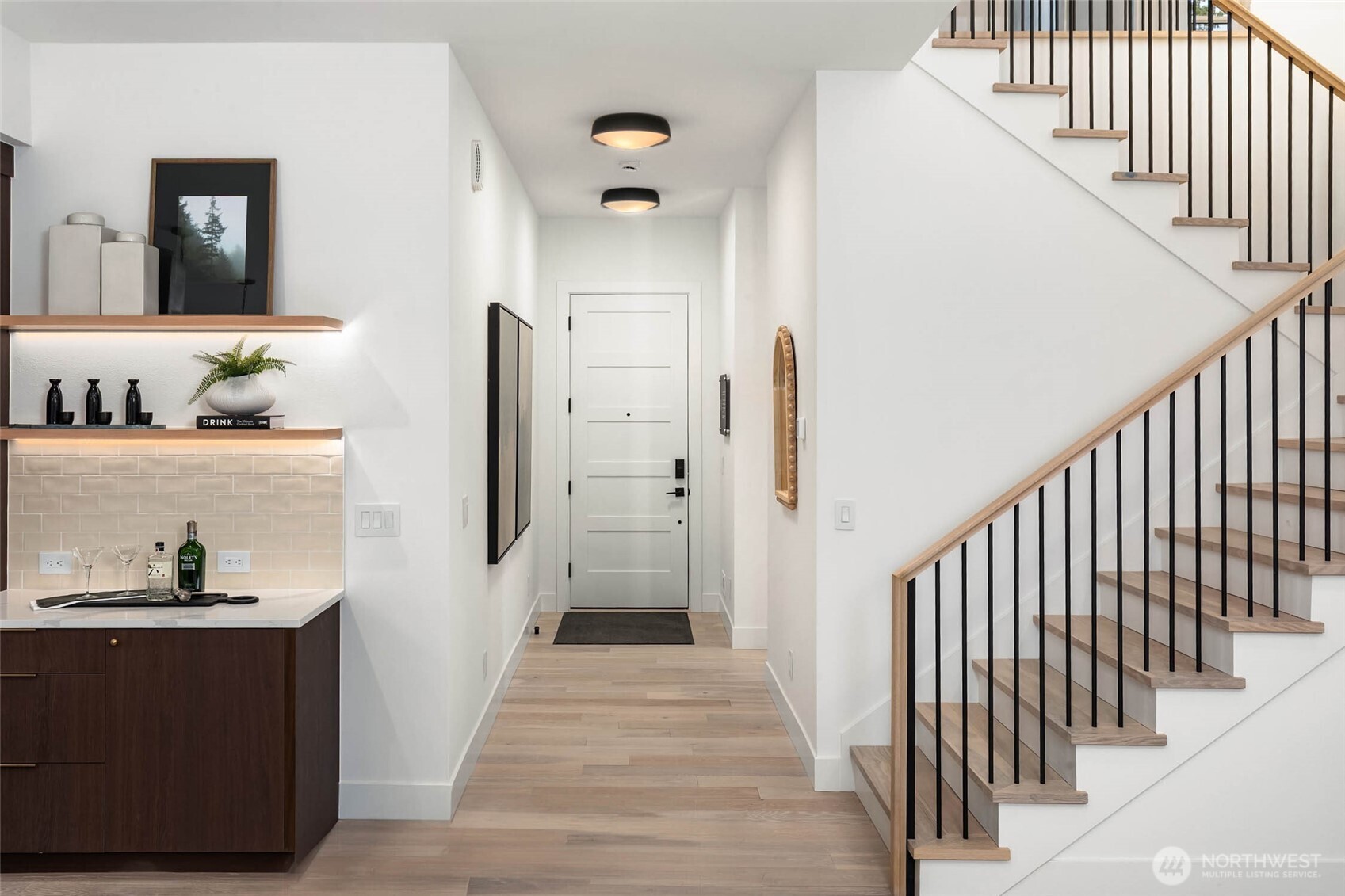8232 21st Avenue NE, Seattle, WA 98115