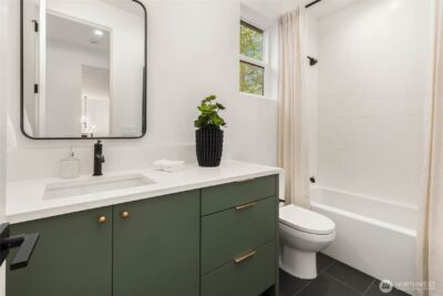 8232 21st Avenue NE, Seattle, WA 98115 - Photo 22