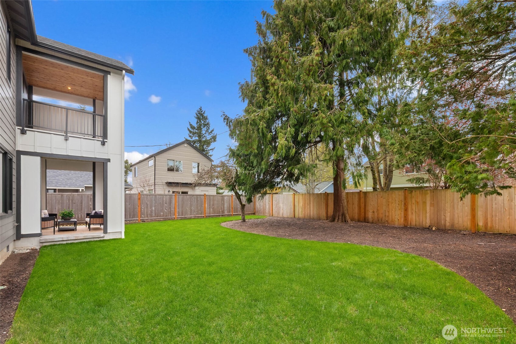 8232 21st Avenue NE, Seattle, WA 98115