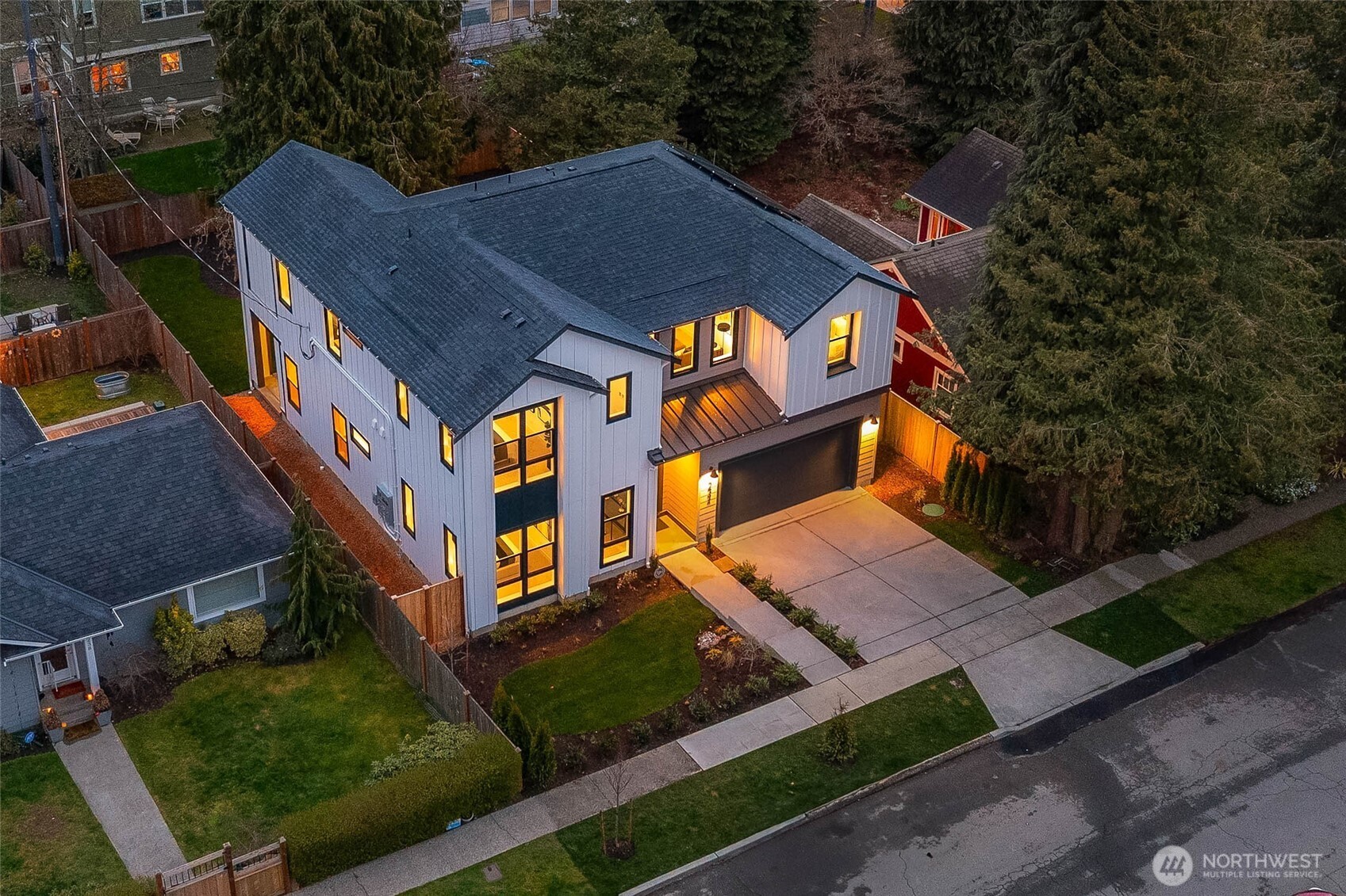 8232 21st Avenue NE, Seattle, WA 98115
