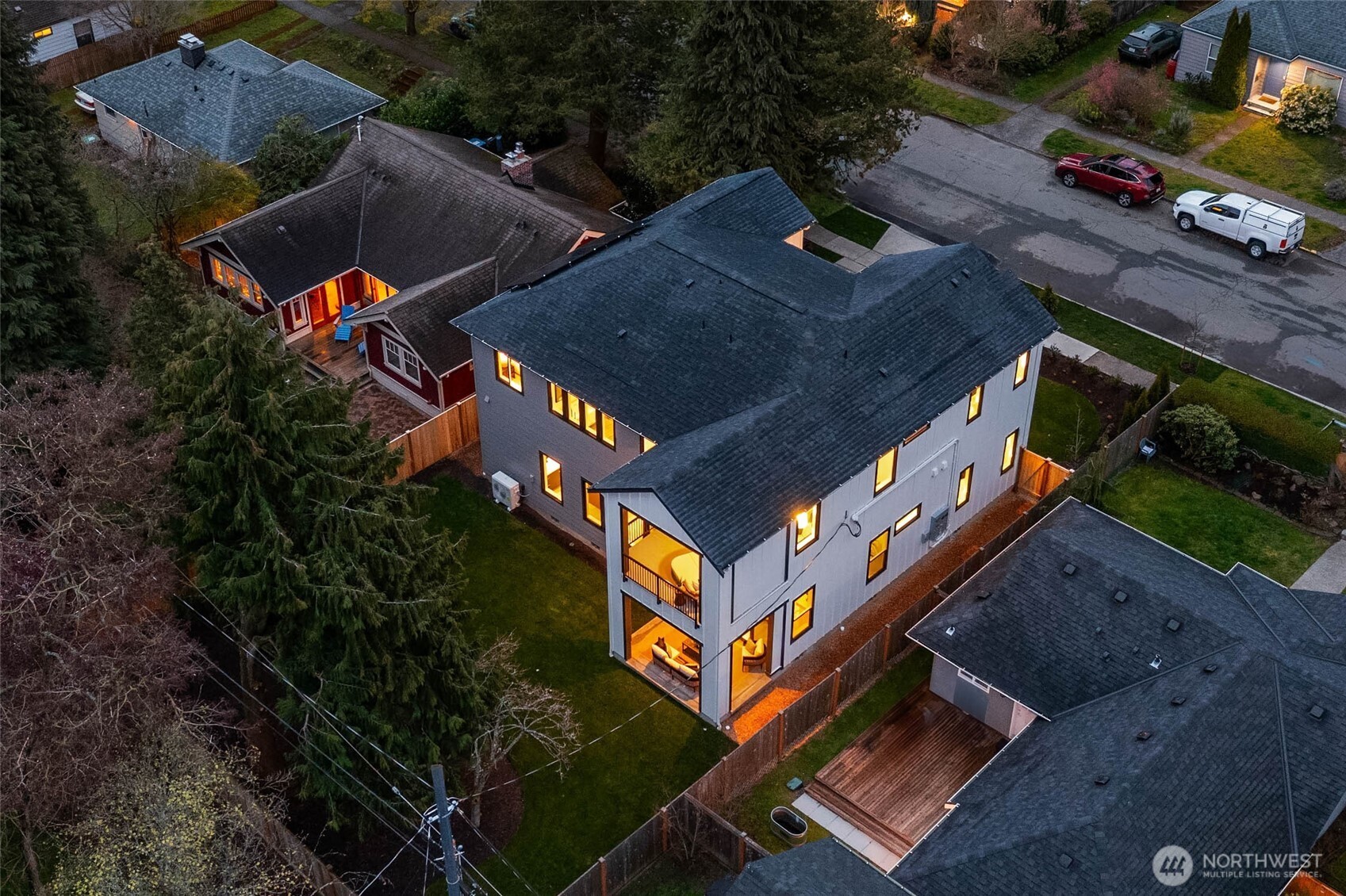 8232 21st Avenue NE, Seattle, WA 98115