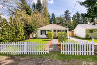 12434 12th Avenue S, Burien, WA 98168-2241