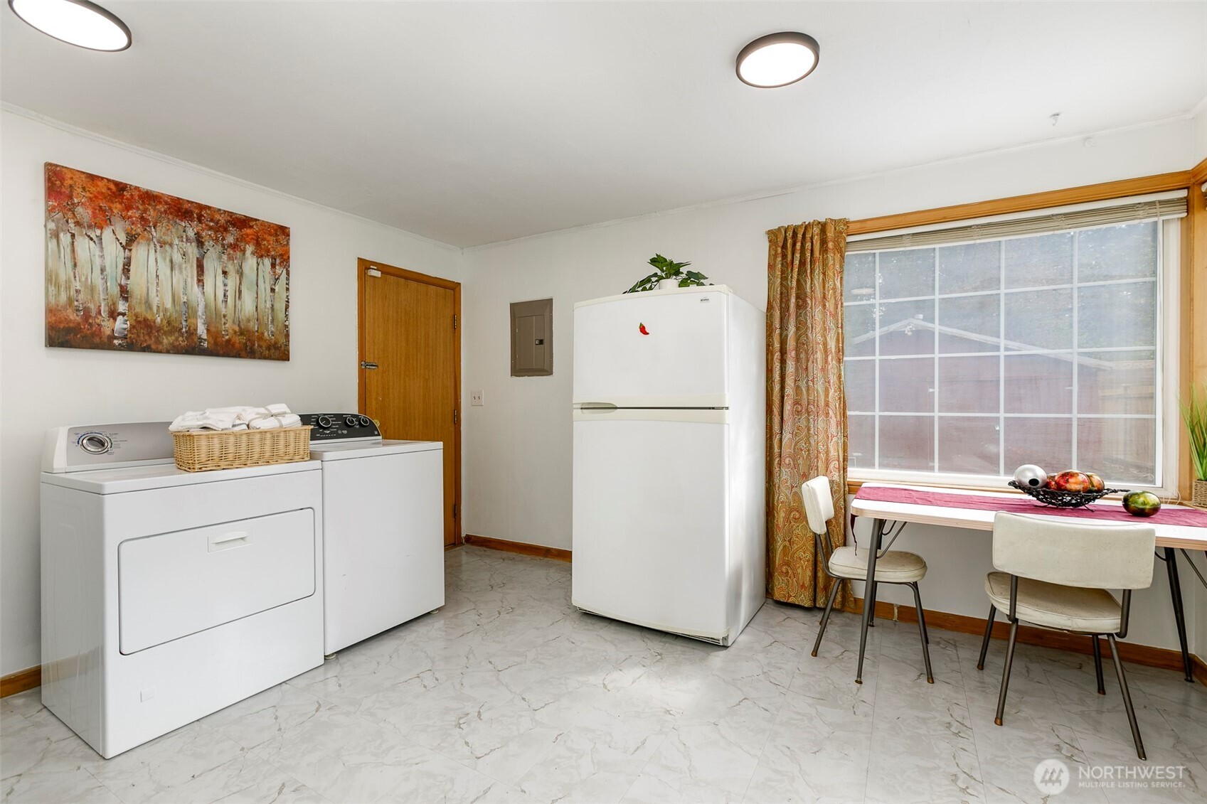 12434 12th Avenue S, Burien, WA 98168-2241