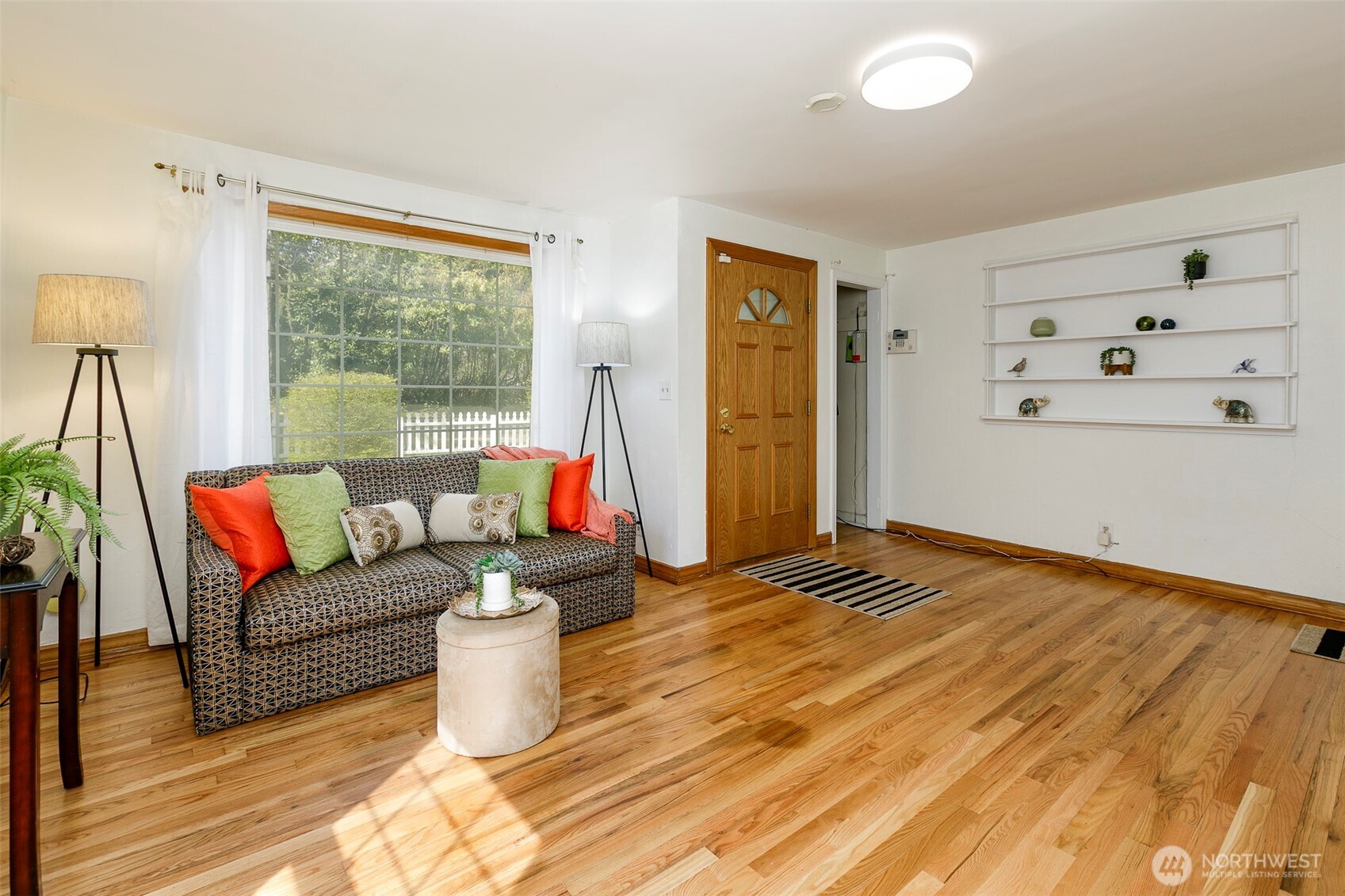 12434 12th Avenue S, Burien, WA 98168-2241