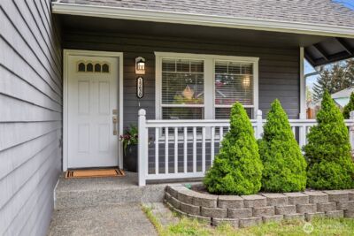 15630 92nd Way SE, Yelm, WA 98597 - Photo 2