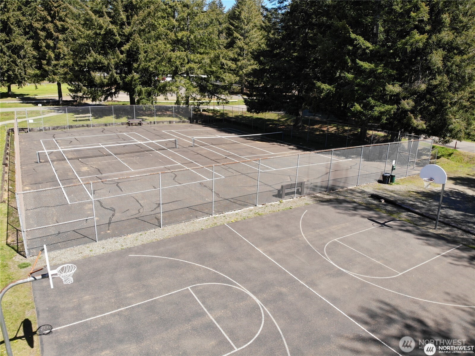 170 N Mount Washington Drive , Hoodsport, WA 98548