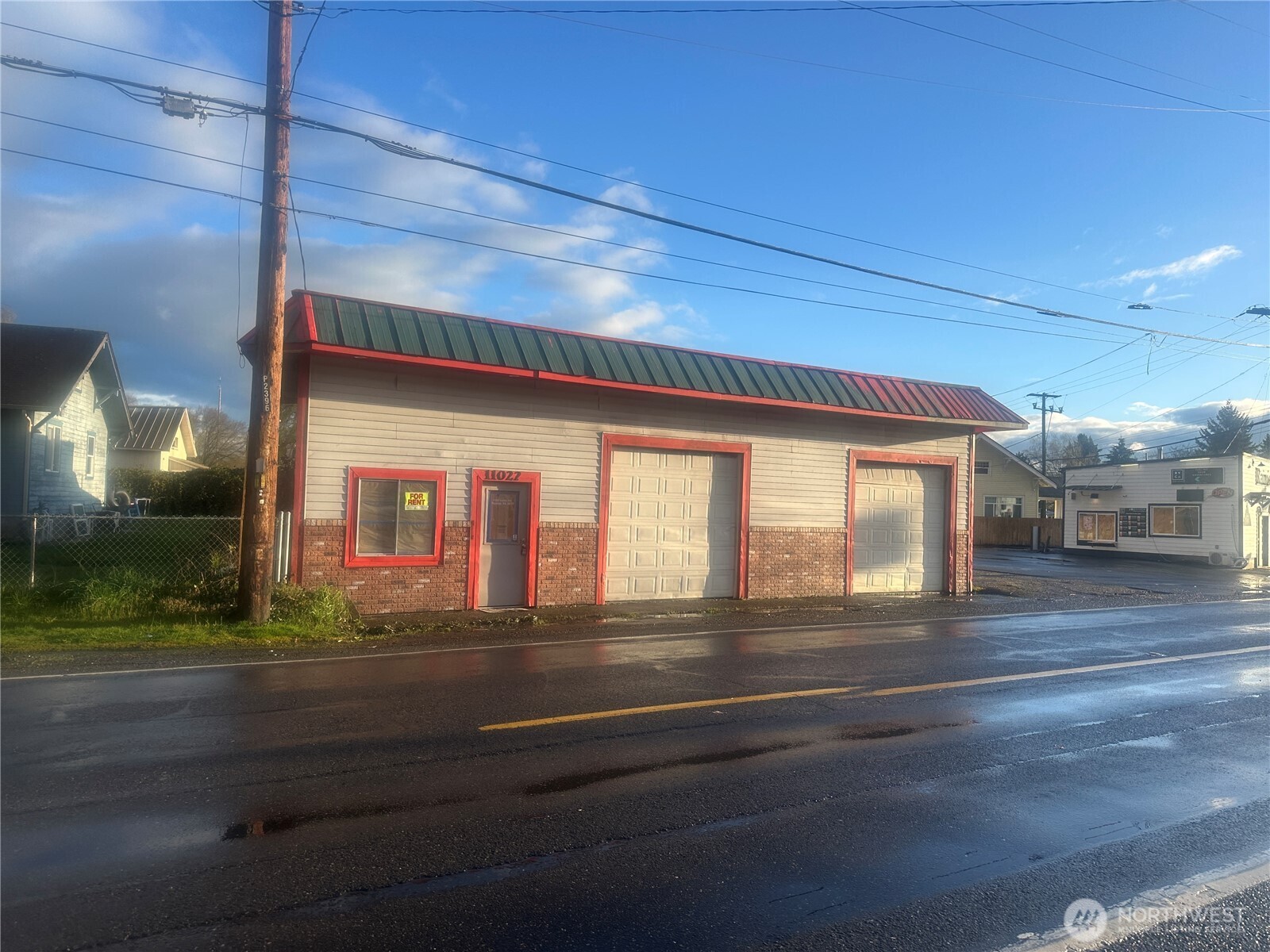 11022 Valley Avenue E, Puyallup, WA 98372