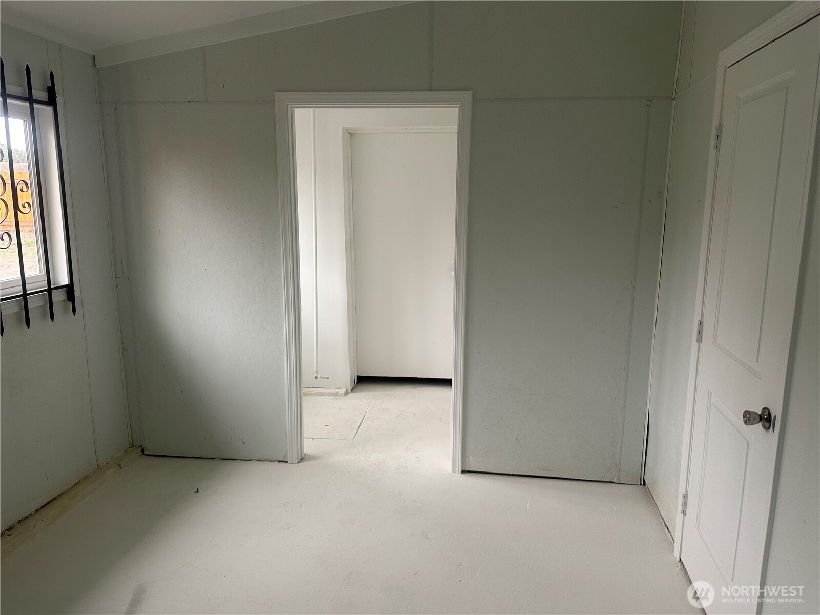 11022 Valley Avenue E, Puyallup, WA 98372