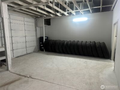 11022 Valley Avenue E, Puyallup, WA 98372 - Photo 14