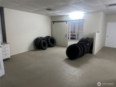 11022 Valley Avenue E, Puyallup, WA 98372 - Photo 5