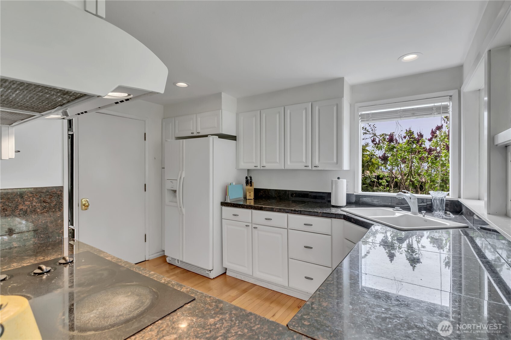 258 SW 176th Place , Normandy Park, WA 98166